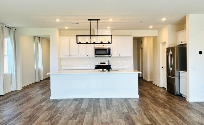 Foto del edificio - 45123 Quicksilver Rd