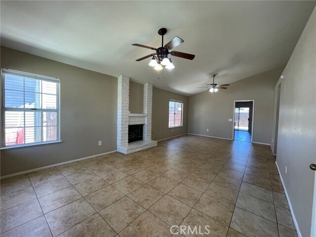 Building Photo - 748 Ashley St