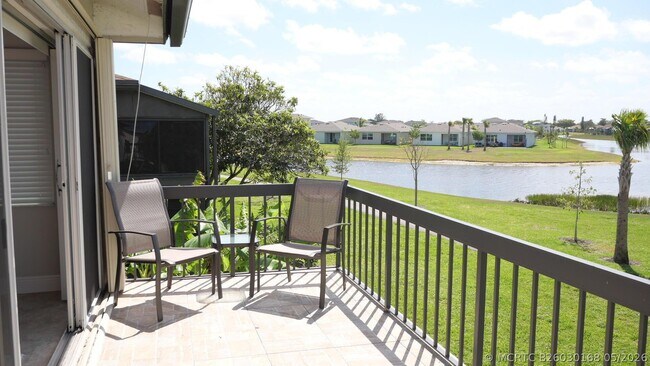 Foto del edificio - 13817 Royal Palm Ct