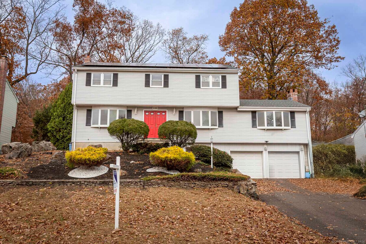 Foto principal - 288 Candlewyck Dr