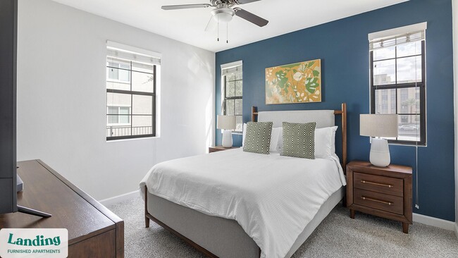 Building Photo - 9242 W Russell Rd