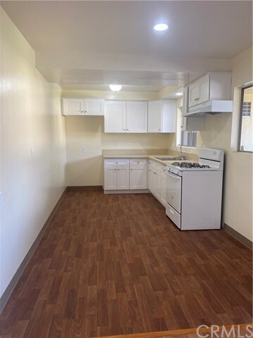 Building Photo - 525 E Olive Ave
