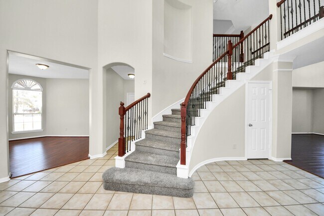 Foto del edificio - 13218 Haven Falls Ln