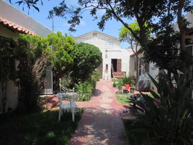 Building Photo - 602 Surfrider Way