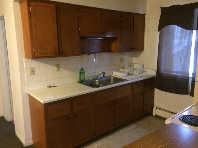 Interior Photo - 2553 North Bend Rd