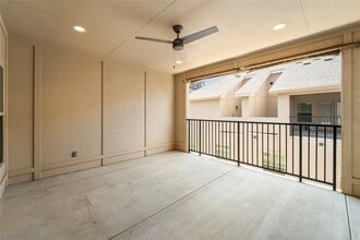 Building Photo - 2952 Sheridan Dr