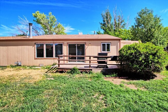 Building Photo - Cozy, Remodeled Gem with Spacious Backyard...