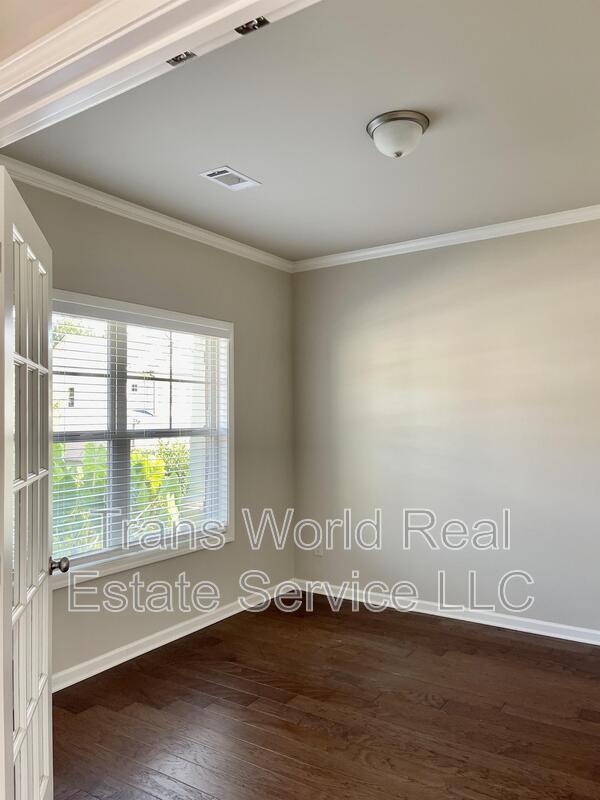 Foto del edificio - 7531 Silk Tree Pointe