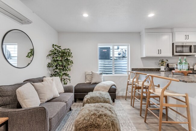 Foto del edificio - 1302 S 1100 E