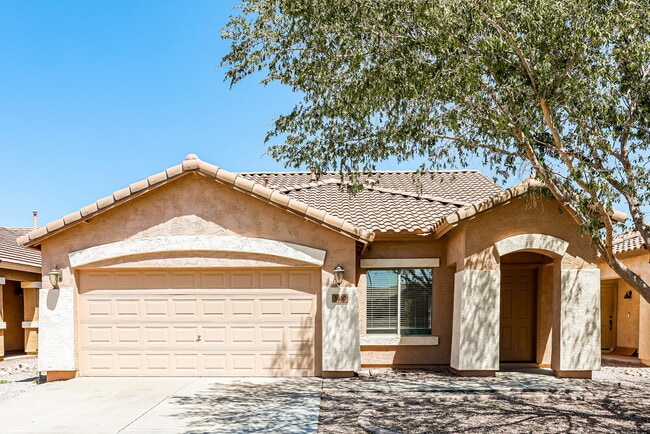Building Photo - 3630 W Mesquite Ave