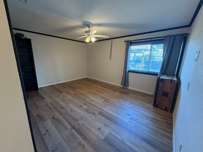 Building Photo - 14440 Harvey Ln