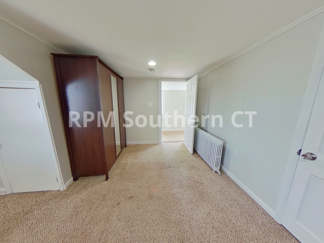 Building Photo - Single Family Home | 4 bedroom | Hamden