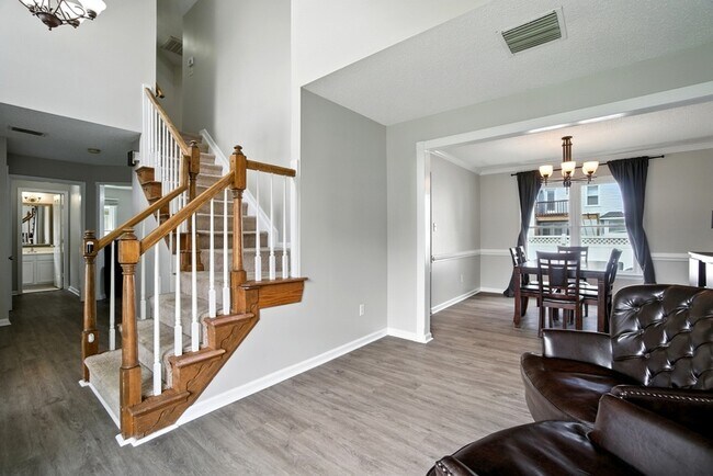 Foto del edificio - 1036 Woodsmans Reach