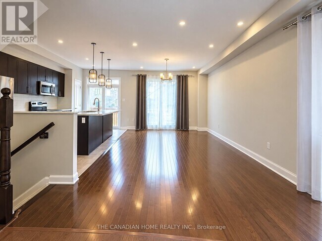 Building Photo - 133 Teelin Cir