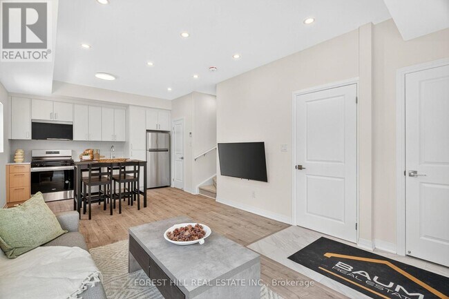 Photo du bâtiment - 31 Harrow Dr