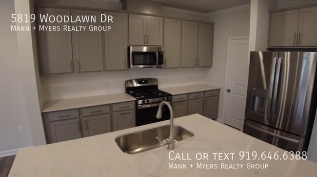 Building Photo - 5819 Woodlawn Dr