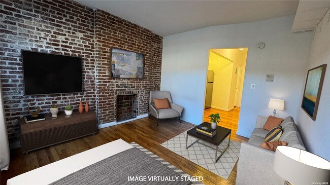 Foto del edificio - 312 E 89th St