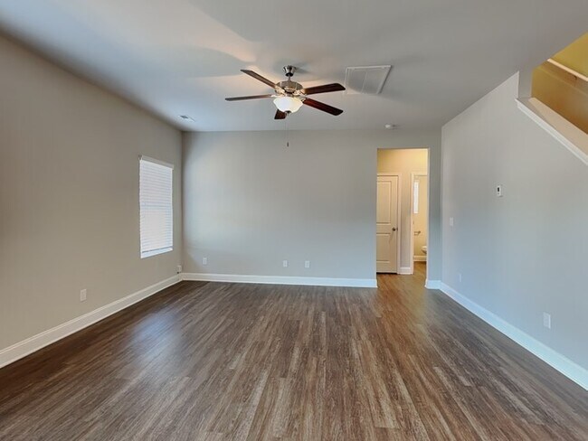 Foto del edificio - 3621 Massey Ridge Ct