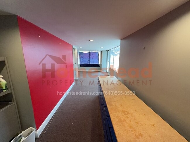 Building Photo - 258 W Bayberry Ln