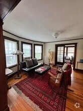 Building Photo - 58-58 Rochambeau Ave