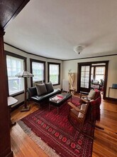 Building Photo - 58-58 Rochambeau Ave