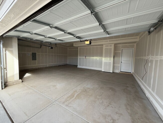 Foto del edificio - Brand New Home for Rent in Peyton Colorado!!!