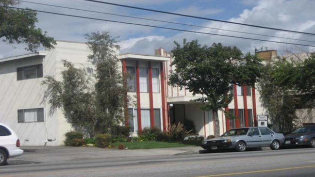 Foto del edificio - 12631 Vanowen St