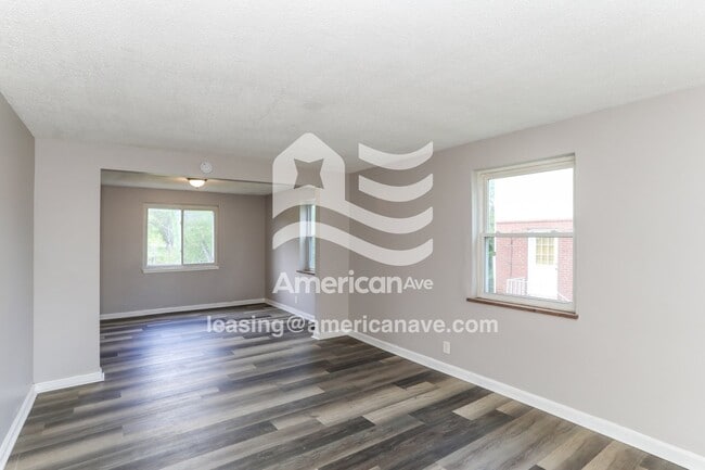 Building Photo - 3797 Walls St