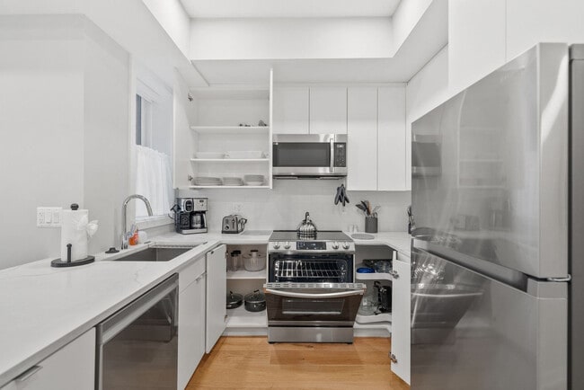 Foto del edificio - 418 D St SE