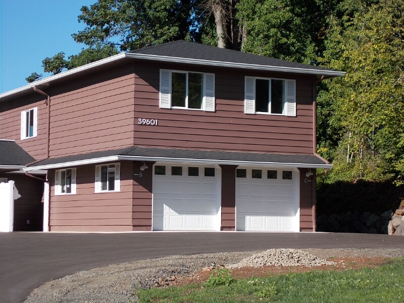 Primary Photo - 39601 Scenic St