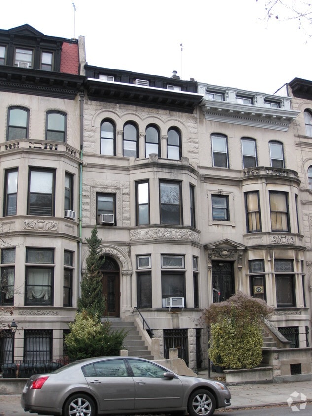 Foto del edificio - 202 8th Ave