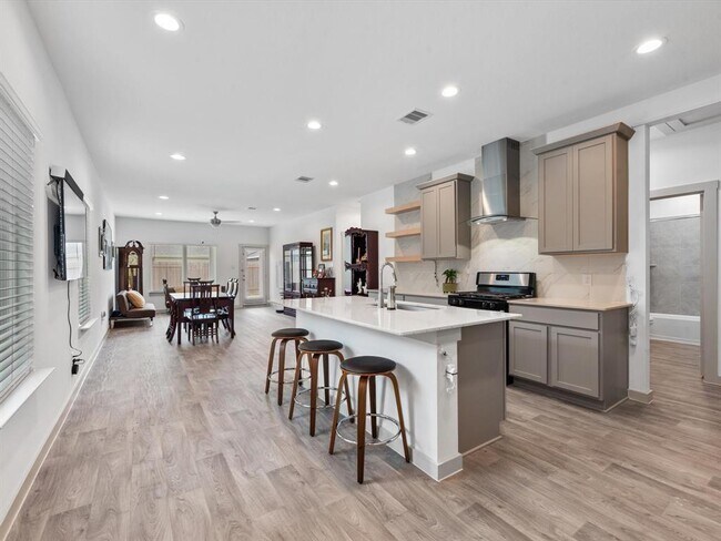 Foto del edificio - 12525 Abbey House Ct