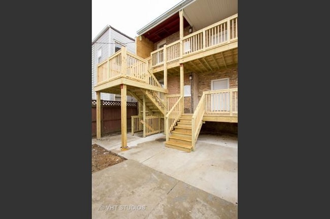 Building Photo - 11401 S Prairie Ave