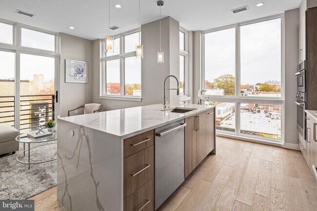 Photo - 646 H St NE Apartment