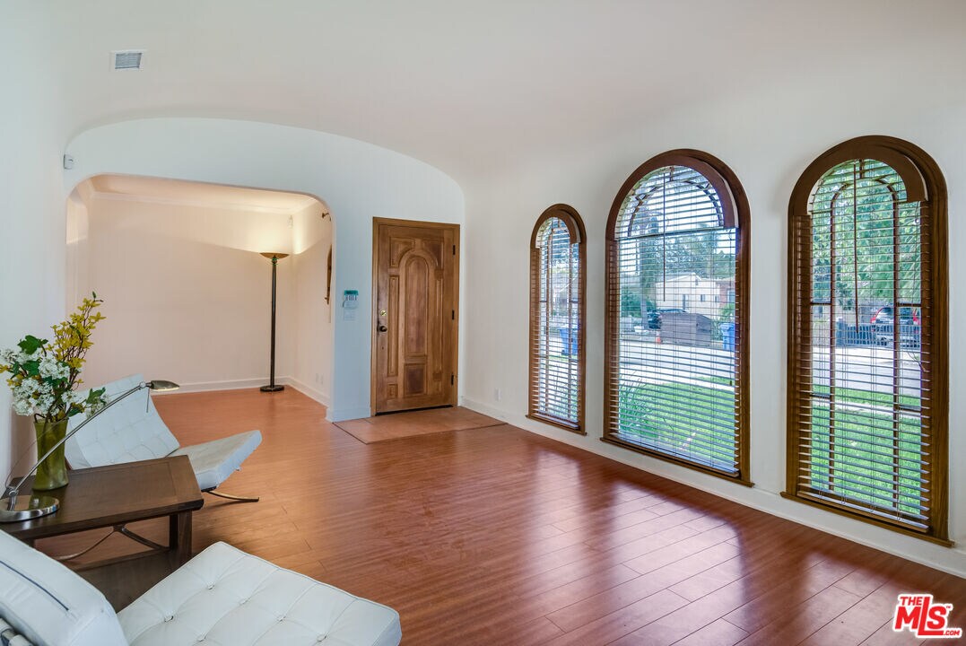 Foto principal - 4264 Mildred Ave