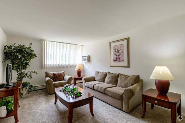 2HAB 1BA - 750 ft² - Hines Park Apartments