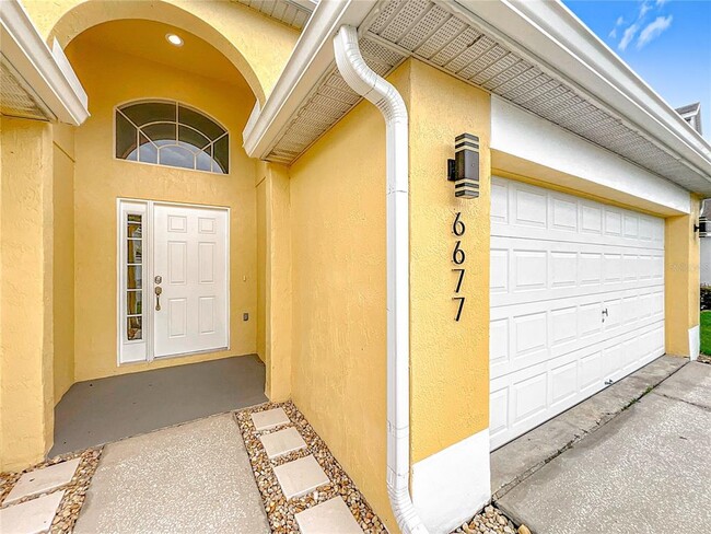 Building Photo - 6677 Cherry Grove Cir
