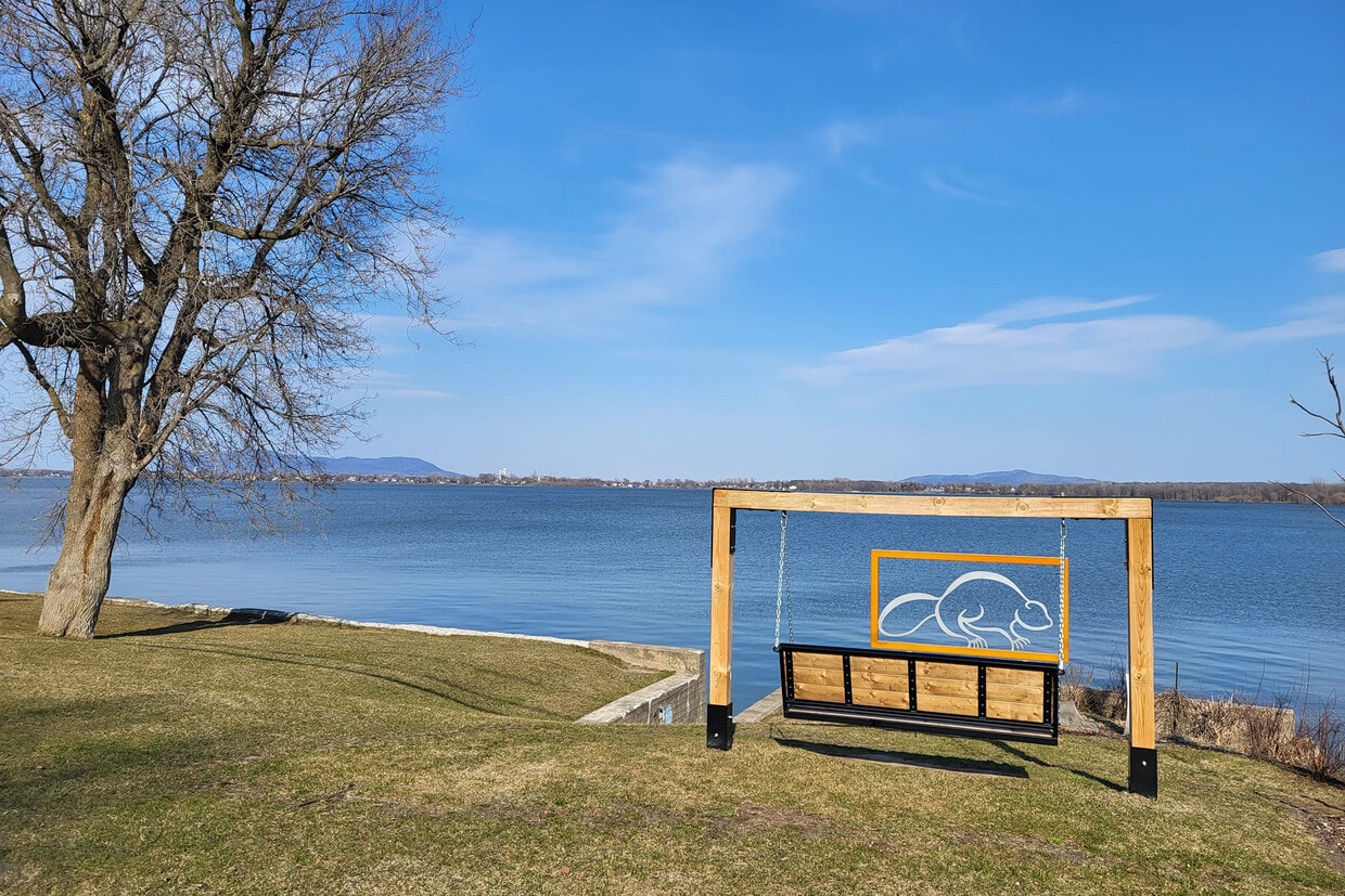 Photo du bâtiment - 1224-1264 Rue