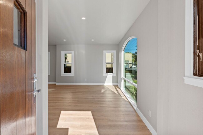 Building Photo - Charming 4-Bedroom, 2-Bath Home in the Historic Napa Abajo District