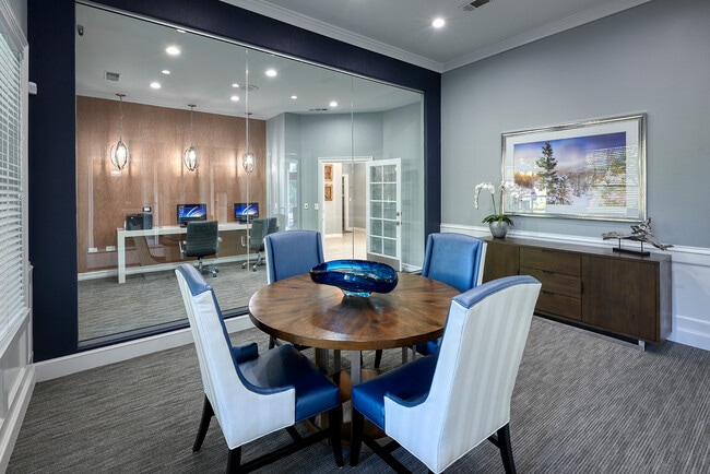 Foto del edificio - Retreat at Cheyenne Mountain