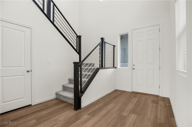 Foto del edificio - 3055 Magnolia Rnch Ave