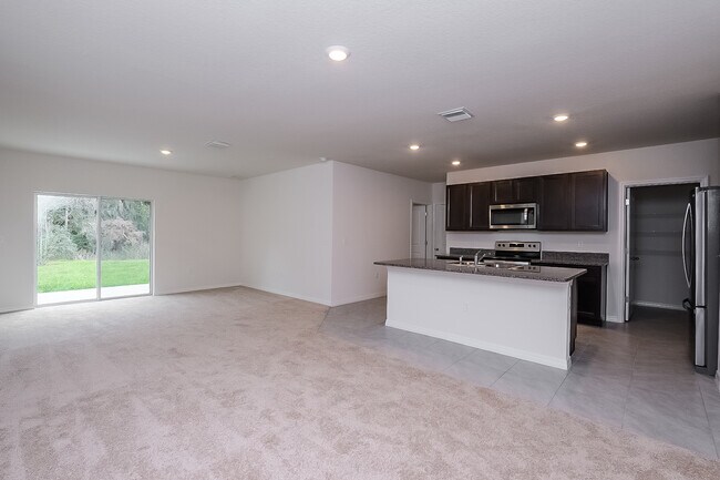 Building Photo - 12409 Pagoda Pl, Tampa, FL