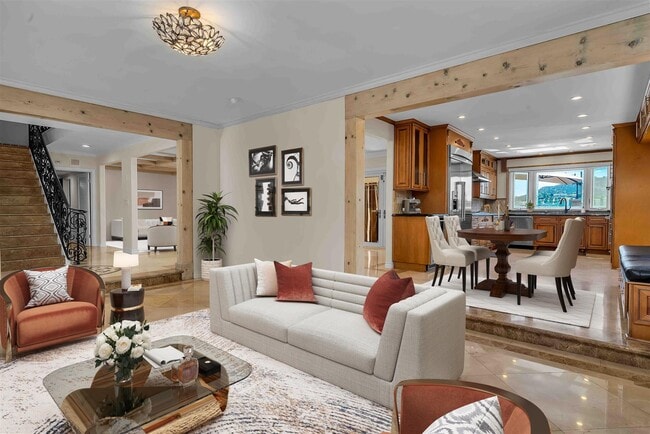 Building Photo - 4275 Towhee Dr