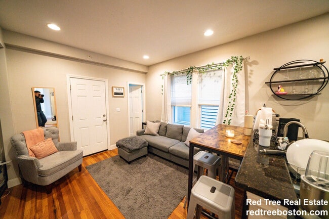 Photo - 3 Alleghany St Apartment