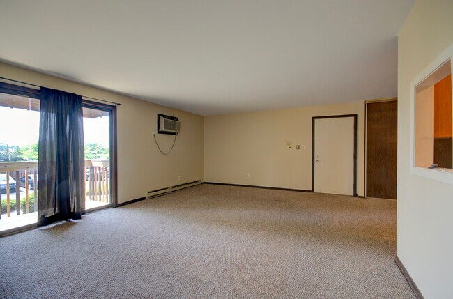 Building Photo - 2230 Oneida St