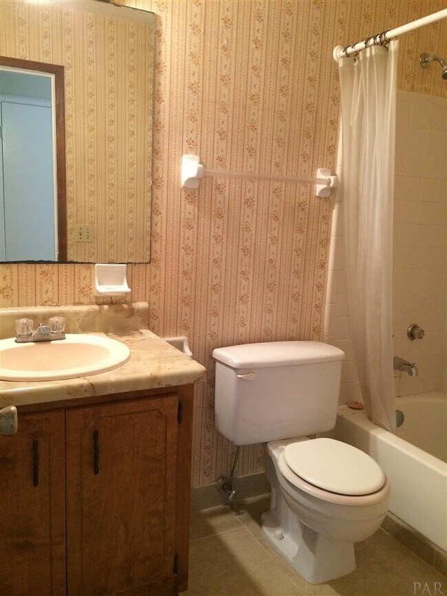 Building Photo - 4177 Ravenwood Dr