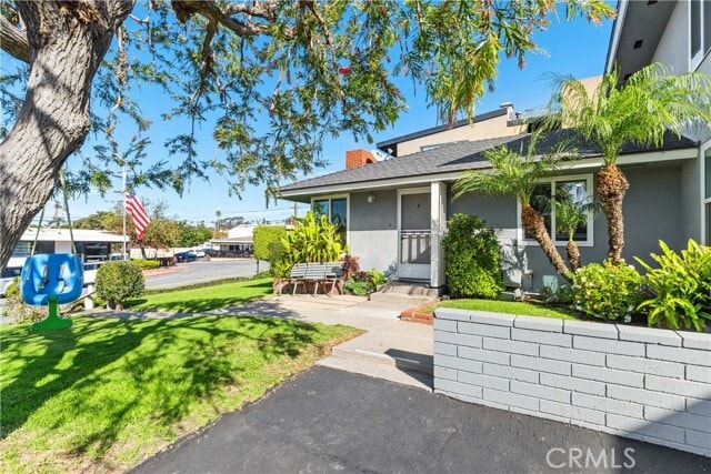 Building Photo - 203 Avenida Granada