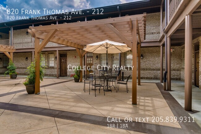 Building Photo - 820 Frank Thomas Ave.
