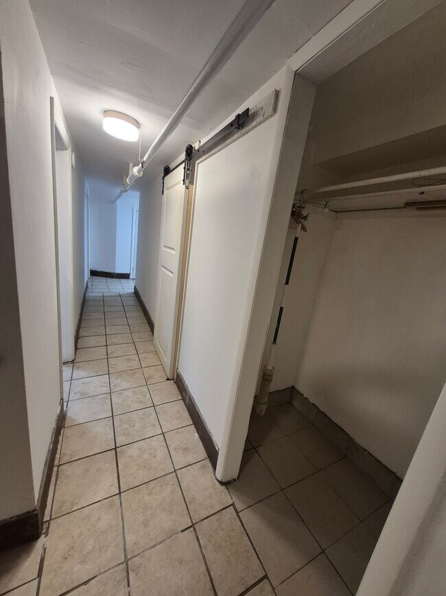 Foto del edificio - 4722 N Kennicott Ave