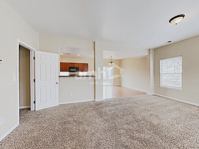 Building Photo - 8837 Cressent Glen Ct